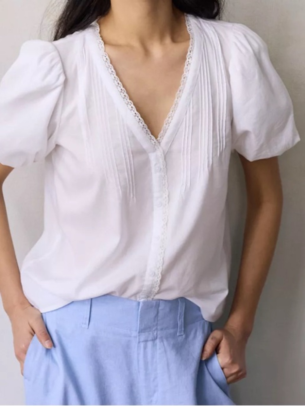 LC Lauren Conrad White Lace-Trim V-Neck Puff Sleeve Blouse